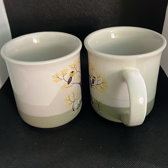 Owl mugs set of 2 with 3 owls sitting in a tree - Picture 4 of 8